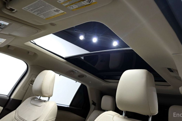 2022 Ford Explorer с пробегом 11 682 км