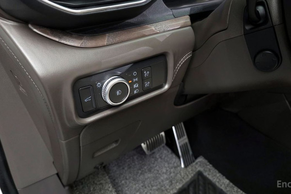 2022 Ford Explorer с пробегом 11 682 км