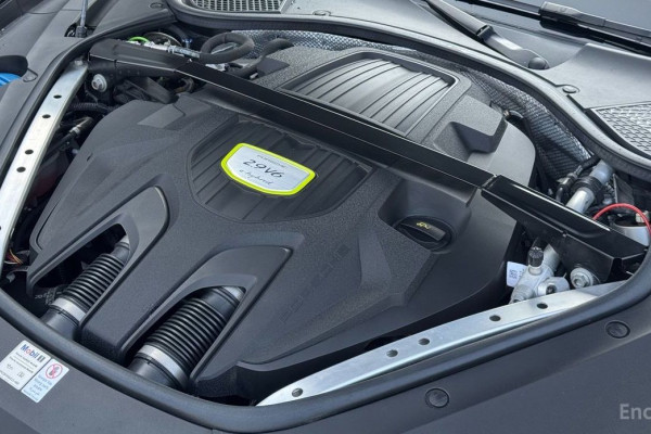 2019 Porsche Panamera с пробегом 53 000 км