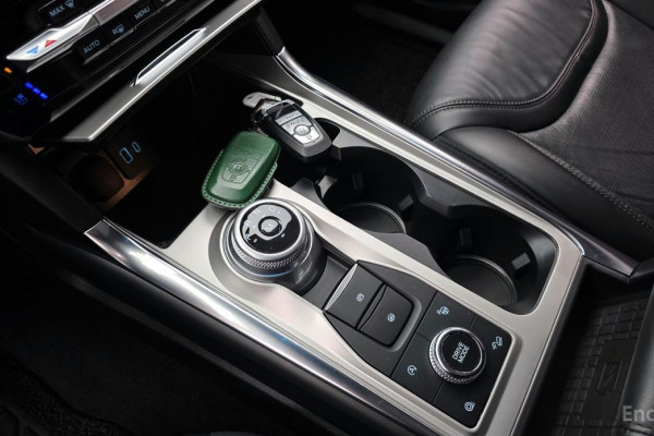 2021 Ford Explorer с пробегом 25 400 км