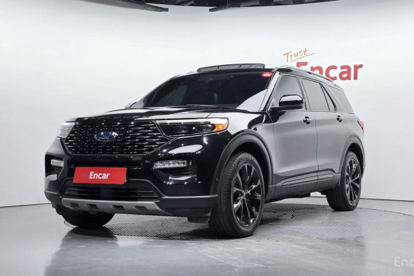 2021 Ford Explorer с пробегом 25 400 км