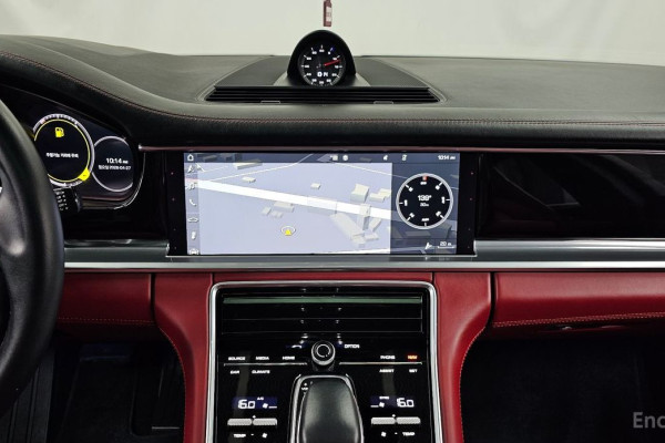 2020 Porsche Panamera с пробегом 35 587 км
