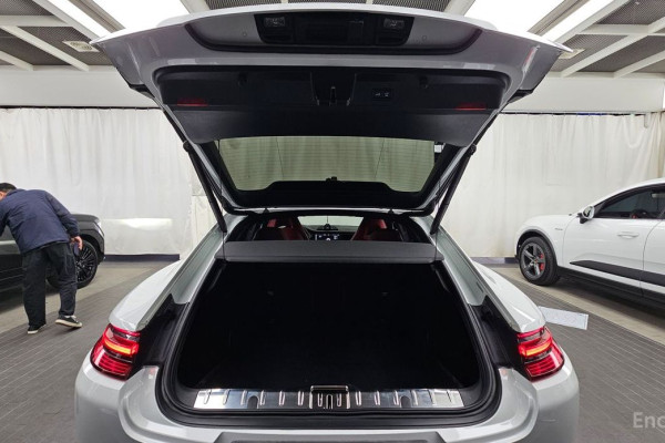 2020 Porsche Panamera с пробегом 35 587 км