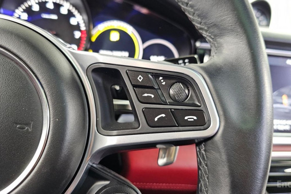 2020 Porsche Panamera с пробегом 35 587 км