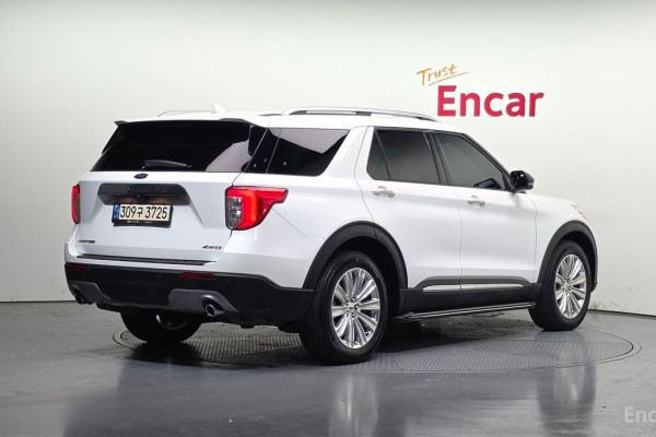 2021 Ford Explorer с пробегом 82 074 км