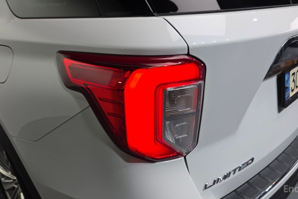 2021 Ford Explorer с пробегом 82 074 км