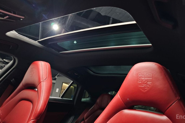 2020 Porsche Panamera с пробегом 56 210 км