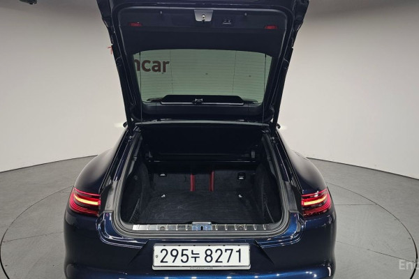 2020 Porsche Panamera с пробегом 56 210 км