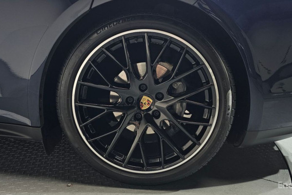 2020 Porsche Panamera с пробегом 56 210 км