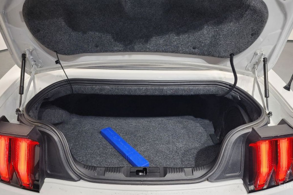 2019 Ford Mustang с пробегом 117 612 км