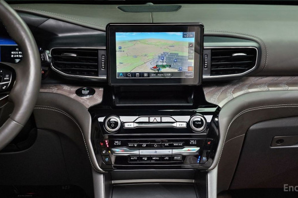 2021 Ford Explorer с пробегом 57 055 км