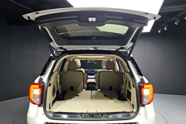 2021 Ford Explorer с пробегом 57 055 км