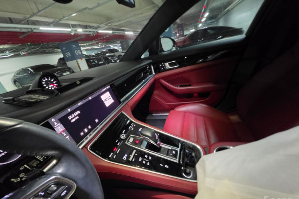 2018 Porsche Panamera с пробегом 53 500 км