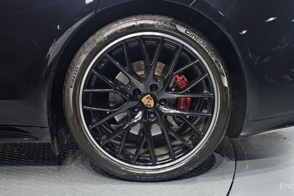 2020 Porsche Panamera с пробегом 54 068 км