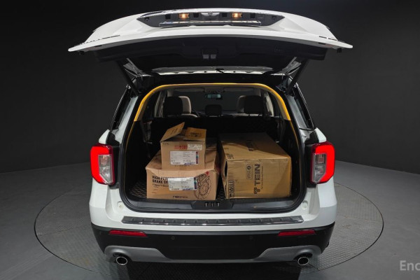 2021 Ford Explorer с пробегом 80 219 км