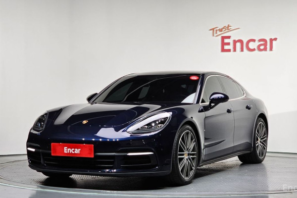 2018 Porsche Panamera с пробегом 48 454 км