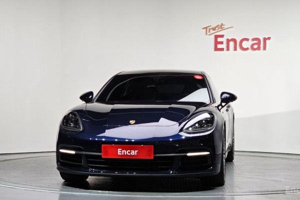 2018 Porsche Panamera с пробегом 48 454 км