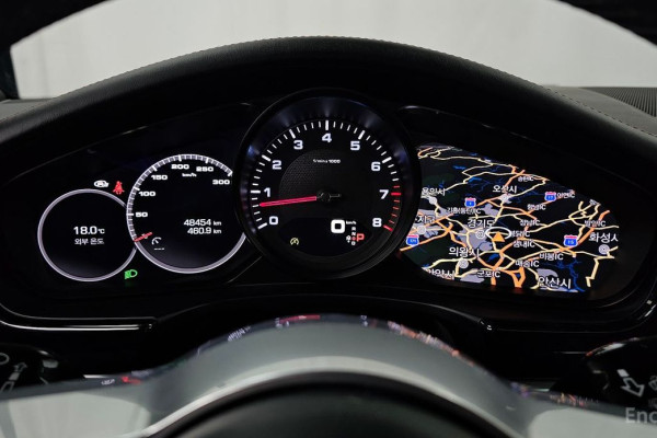 2018 Porsche Panamera с пробегом 48 454 км