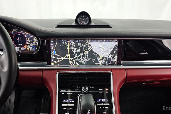 2018 Porsche Panamera с пробегом 48 454 км