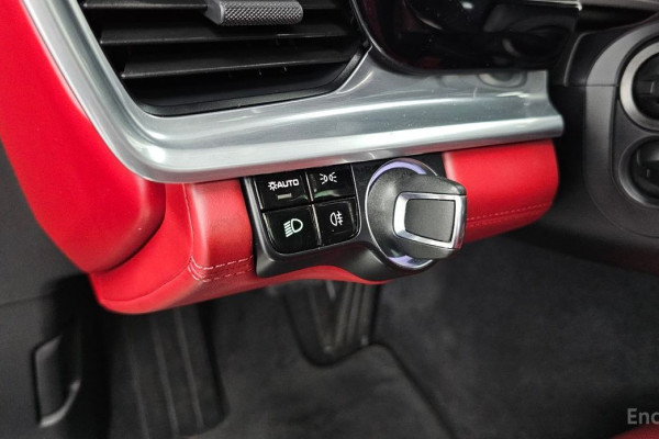 2018 Porsche Panamera с пробегом 48 454 км