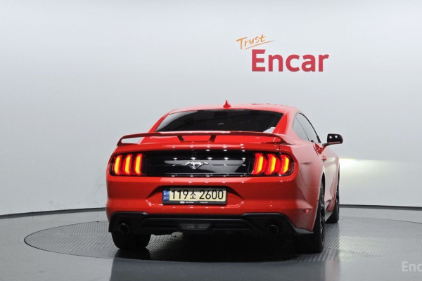 2021 Ford Mustang с пробегом 117 883 км