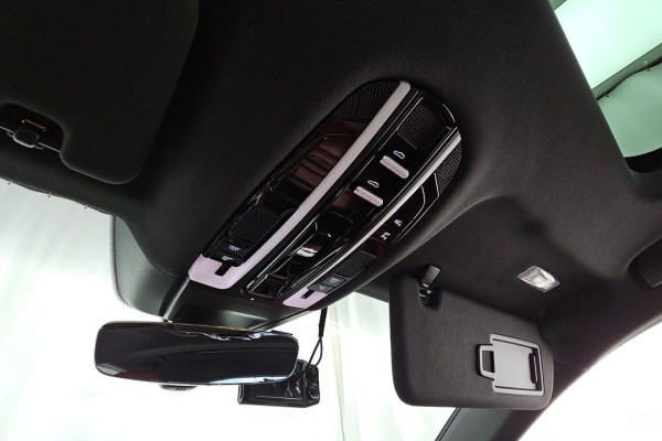 2018 Porsche Panamera с пробегом 48 454 км