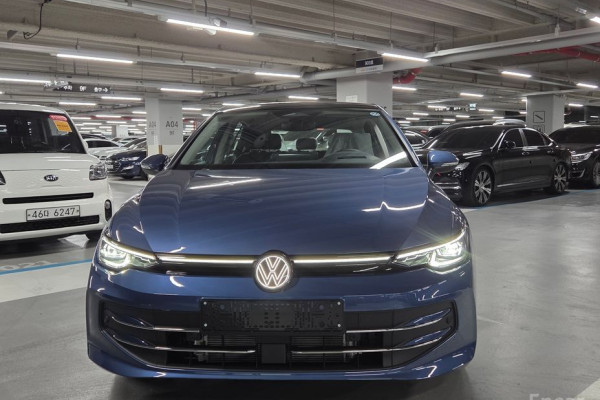 2026 Volkswagen Golf с пробегом 17 км
