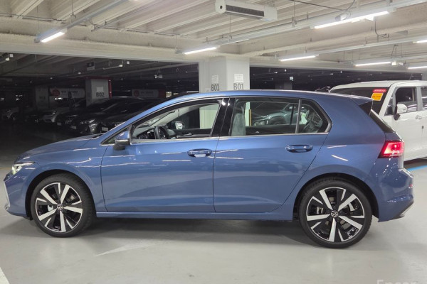 2026 Volkswagen Golf с пробегом 17 км