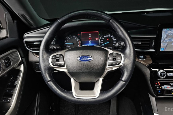 2022 Ford Explorer с пробегом 58 025 км