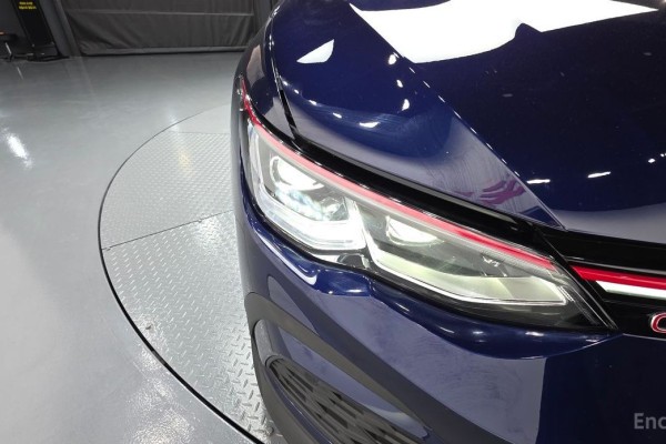 2024 Volkswagen Golf с пробегом 2 949 км