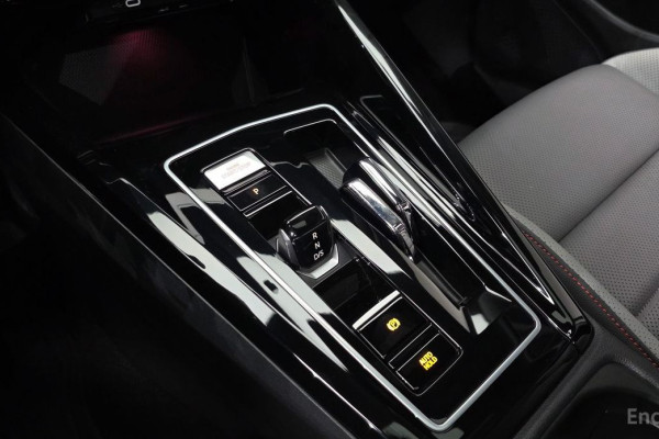 2023 Volkswagen Golf с пробегом 24 403 км