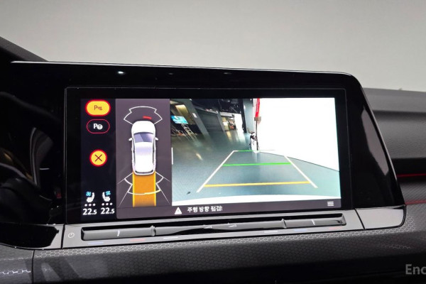 2023 Volkswagen Golf с пробегом 24 403 км