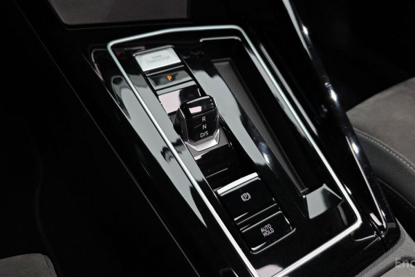 2023 Volkswagen Golf с пробегом 40 242 км