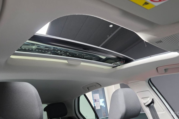 2023 Volkswagen Golf с пробегом 40 242 км