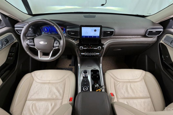 2022 Ford Explorer с пробегом 35 670 км