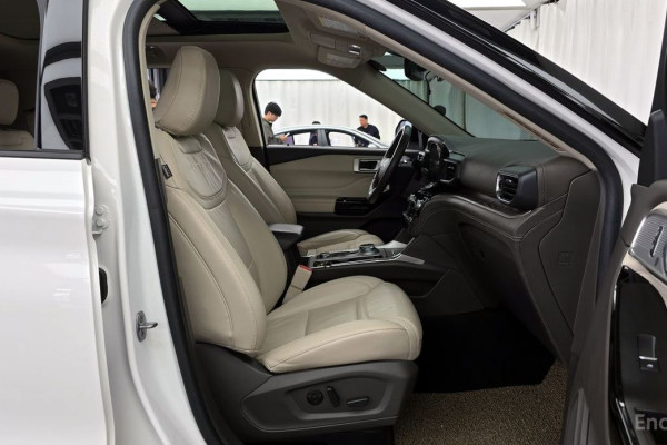 2022 Ford Explorer с пробегом 35 670 км