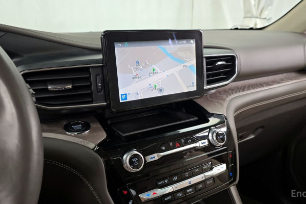 2022 Ford Explorer с пробегом 35 670 км