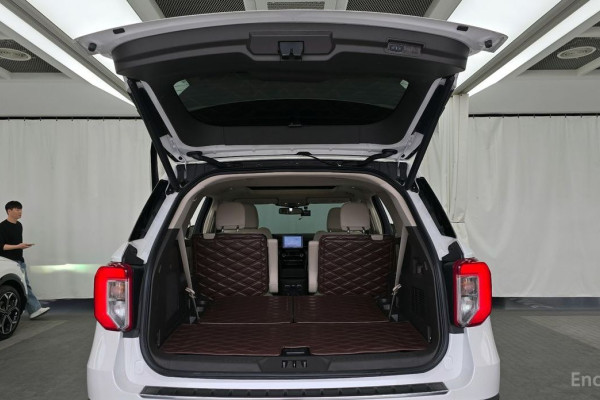 2022 Ford Explorer с пробегом 35 670 км