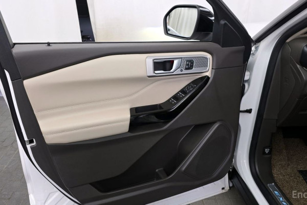 2022 Ford Explorer с пробегом 35 670 км