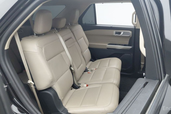 2021 Ford Explorer с пробегом 73 663 км