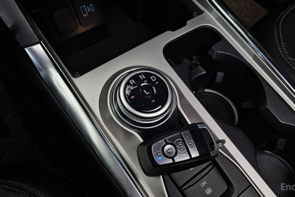 2021 Ford Explorer с пробегом 33 365 км