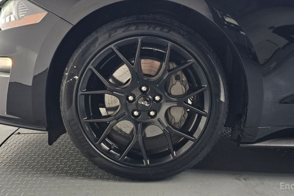 2020 Ford Mustang с пробегом 38 458 км