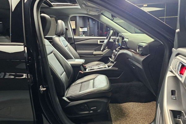 2021 Ford Explorer с пробегом 33 365 км