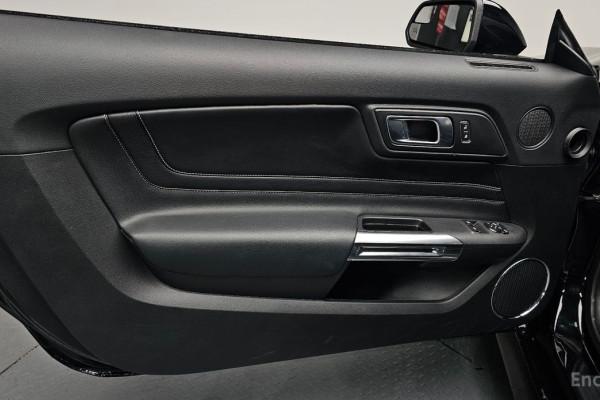 2020 Ford Mustang с пробегом 38 458 км