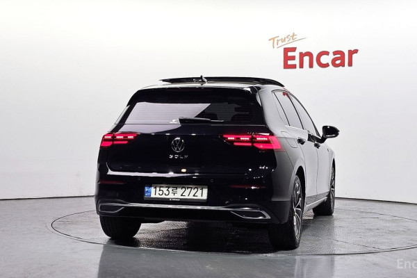 2022 Volkswagen Golf с пробегом 76 496 км