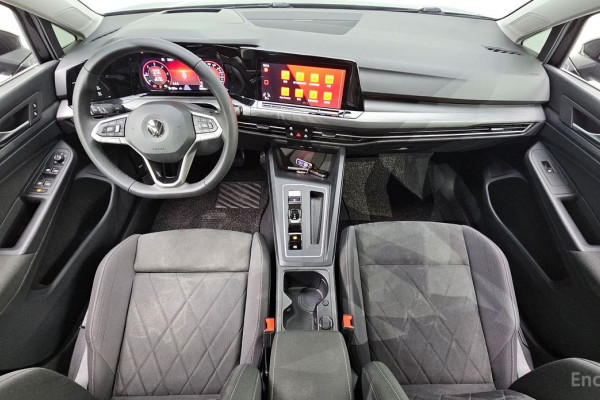 2022 Volkswagen Golf с пробегом 76 496 км