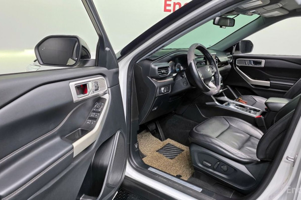 2021 Ford Explorer с пробегом 67 930 км