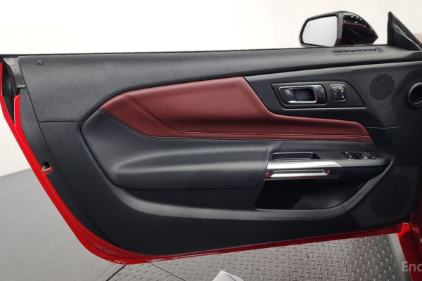 2024 Ford Mustang с пробегом 21 820 км