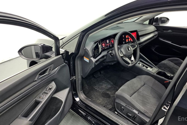 2022 Volkswagen Golf с пробегом 76 496 км