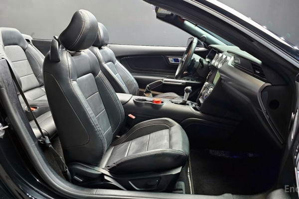 2021 Ford Mustang с пробегом 57 856 км